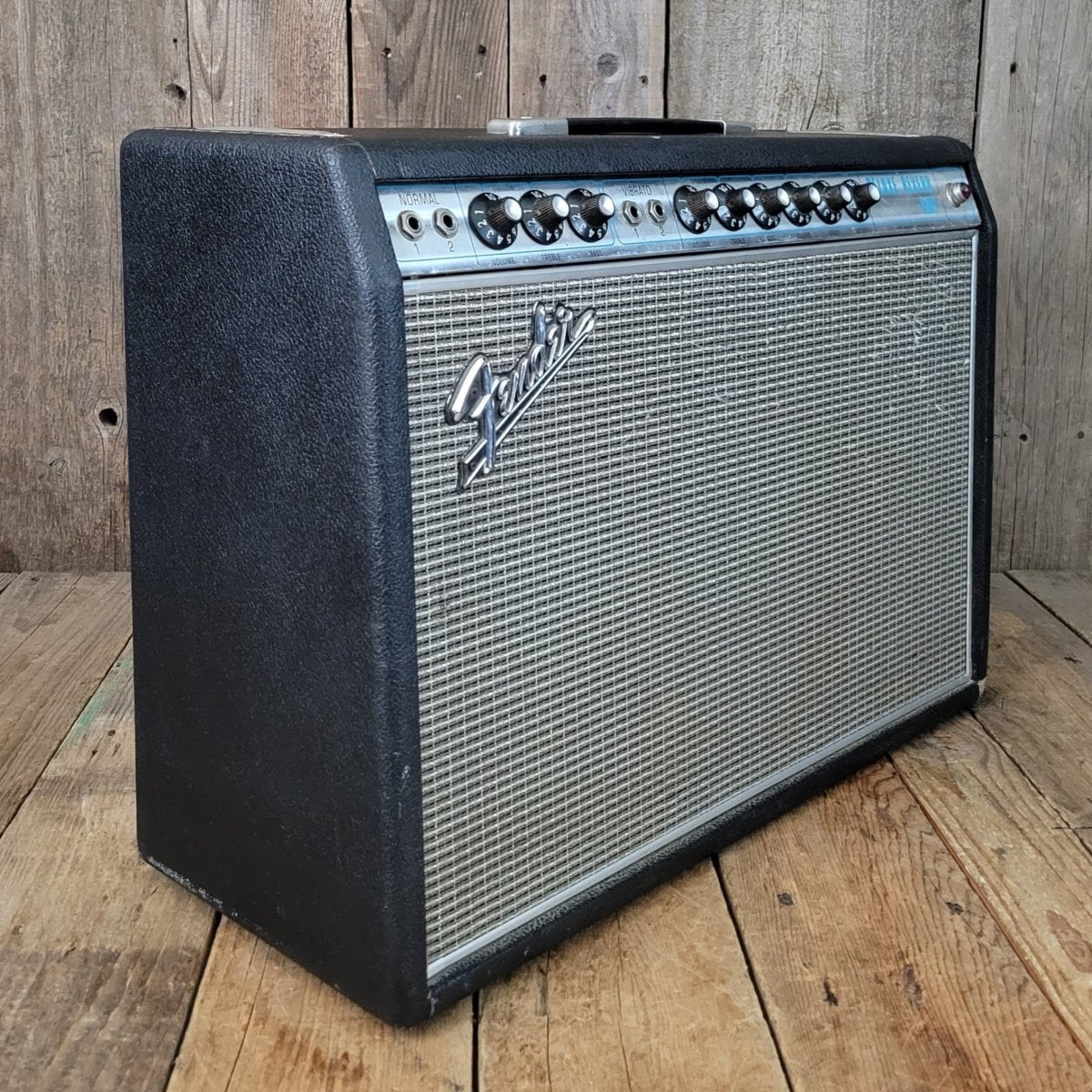 SOLD - Fender Deluxe Reverb AB763 1969 Silver Panel Drip Edge