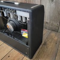 SOLD - Fender Deluxe Reverb AB763 1969 Silver Panel Drip Edge Black Line - Mahar's Vintage Guitars