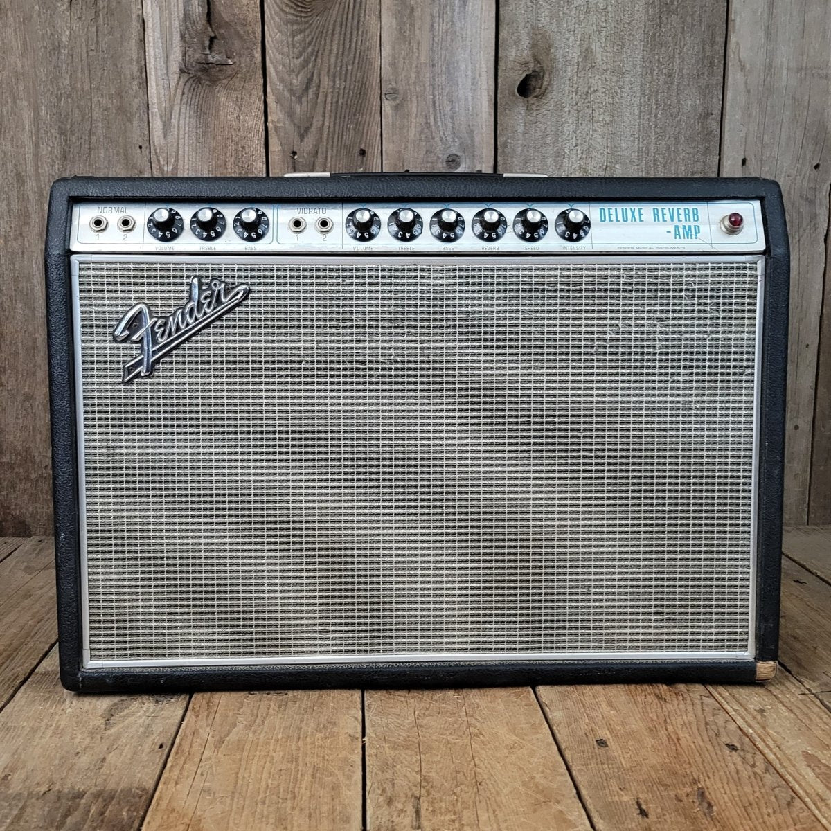 SOLD - Fender Deluxe Reverb AB763 1969 Silver Panel Drip Edge