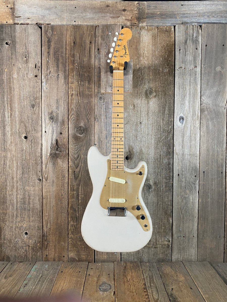 SOLD - Fender Duo Sonic 1958 Desert Sand – Mahar's Vintage Guitars