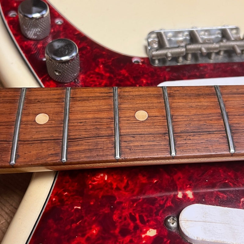 SOLD - Fender Duo Sonic 1964 Olympic White Pre CBS Clay Dot - Mahar's Vintage Guitars