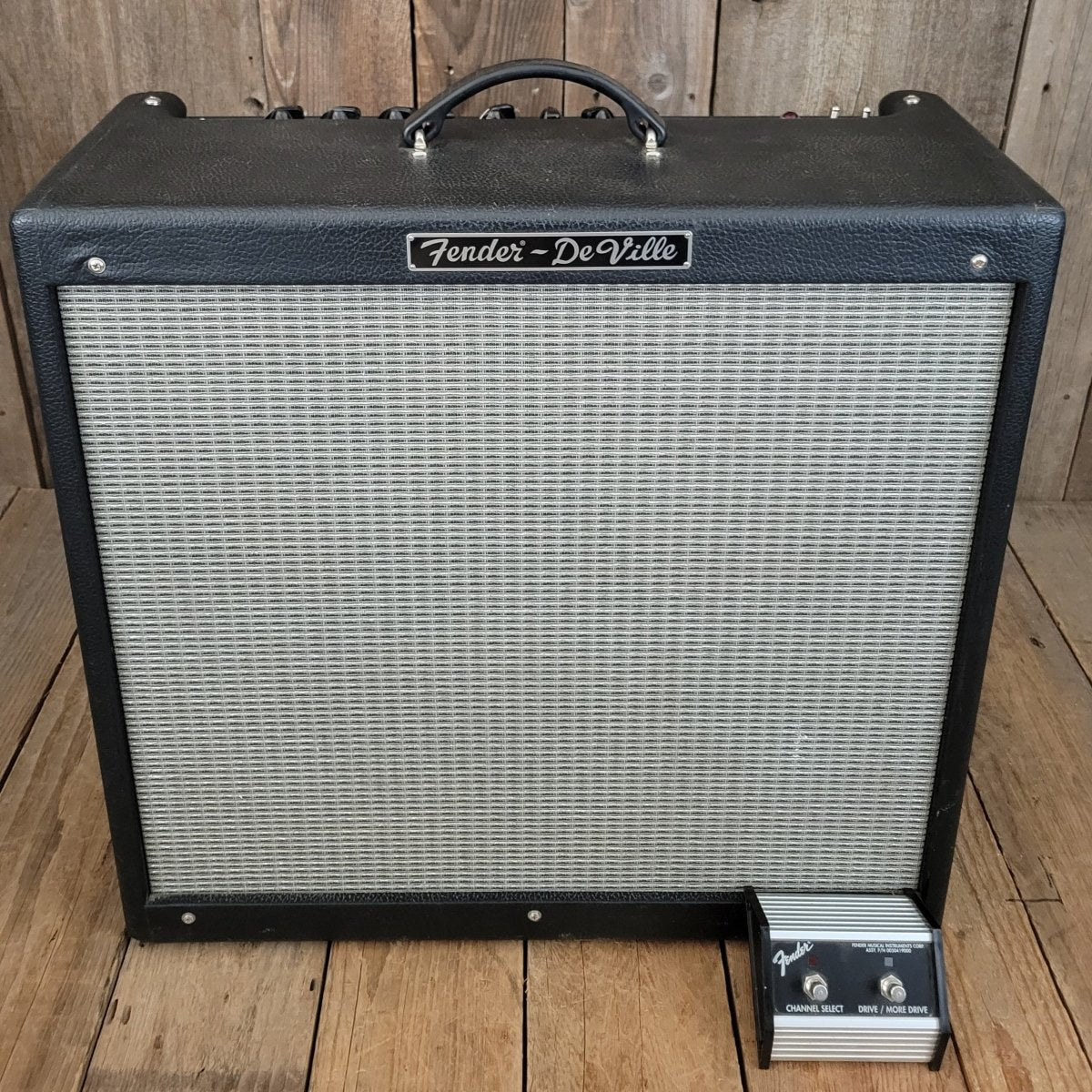 SOLD - Fender Hot Rod DeVille 4x10 Guitar Combo Amp - Mahar's Vintage Guitars
