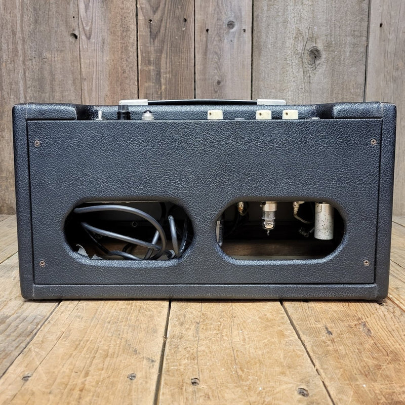 SOLD - Fender Reverb Unit 6G15 1965 - Mahar's Vintage Guitars