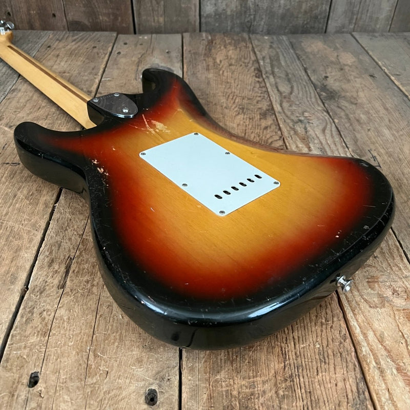 SOLD - Fender Stratocaster 1974 Sunburst - Mahar's Vintage Guitars
