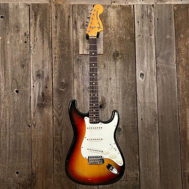 SOLD - Fender Stratocaster 1974 Sunburst - Mahar's Vintage Guitars