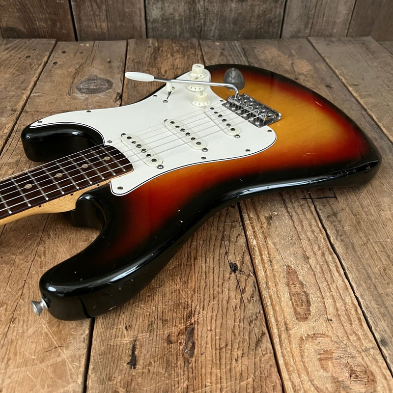 SOLD - Fender Stratocaster 1974 Sunburst - Mahar's Vintage Guitars