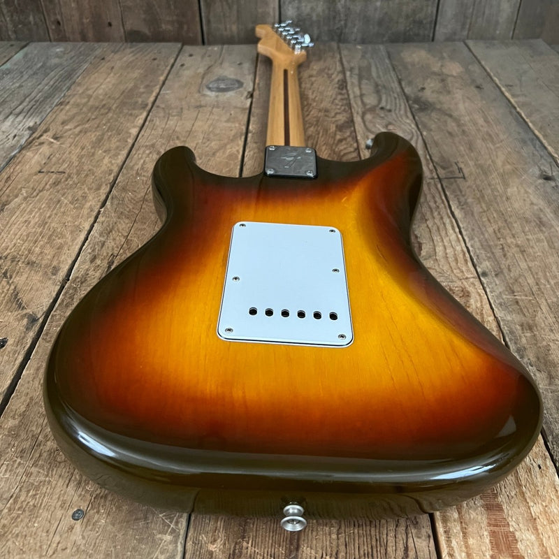 SOLD - Fender Stratocaster Dan Smith era 1982 Brown Sunburst - Mahar's Vintage Guitars