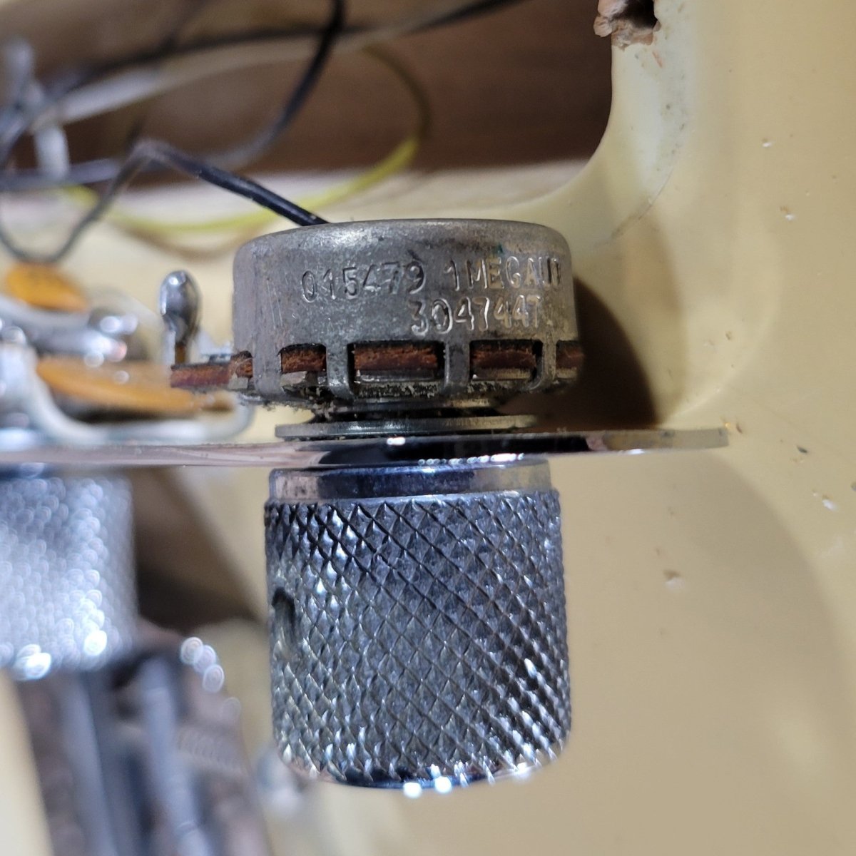 SOLD - Fender Telecaster 1975 Blonde – 100% Original Vintage Electric Guitar - Mahar's Vintage Guitars