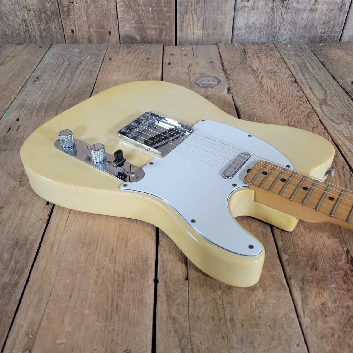 SOLD - Fender Telecaster 1975 Blonde – 100% Original Vintage Electric Guitar - Mahar's Vintage Guitars