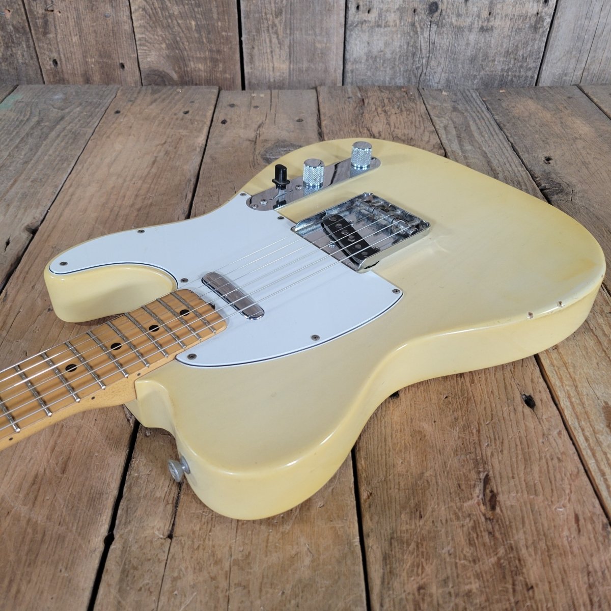 SOLD - Fender Telecaster 1975 Blonde – 100% Original Vintage Electric Guitar - Mahar's Vintage Guitars