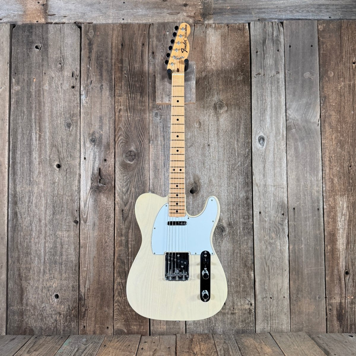 SOLD - Fender Telecaster 1975 White Blonde - Mahar's Vintage Guitars