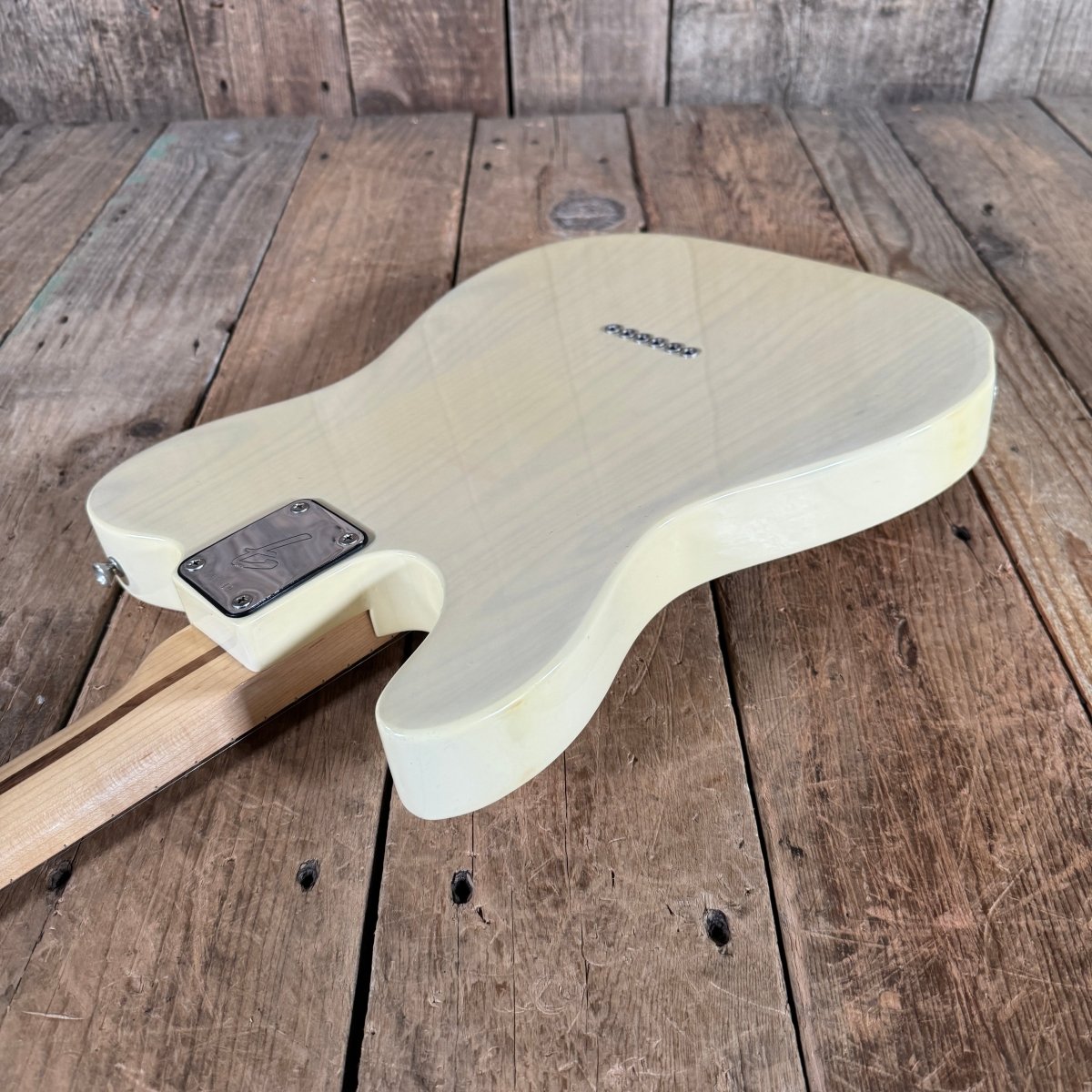 SOLD - Fender Telecaster 1975 White Blonde - Mahar's Vintage Guitars