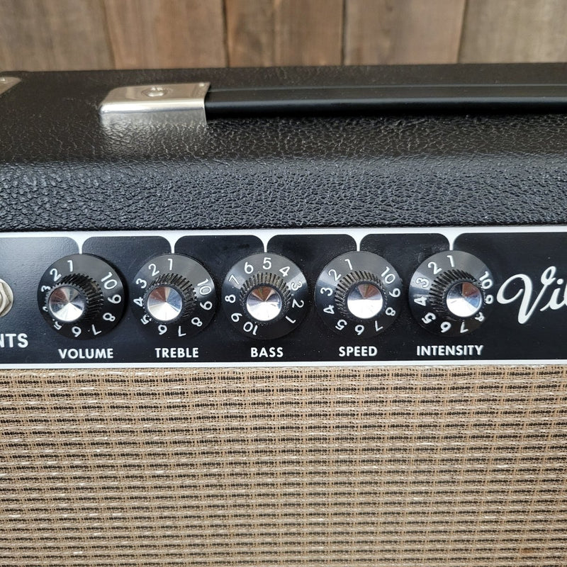SOLD - Fender Vibro Champ 1964 FEIC Pre CBS Vintage Guitar Amp - Mahar's Vintage Guitars