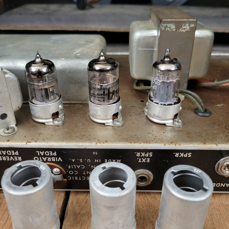 SOLD - Fender Vibroverb AA763 Fender Electric Instrument Co FEIC Pre CBS 1964 - Mahar's Vintage Guitars