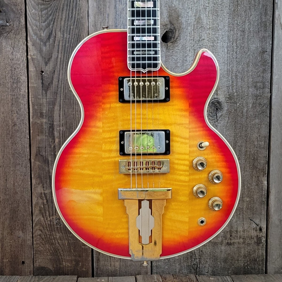 SOLD - Gibson Custom L - 5S Cherry Sunburst 1977 - Mahar's Vintage Guitars