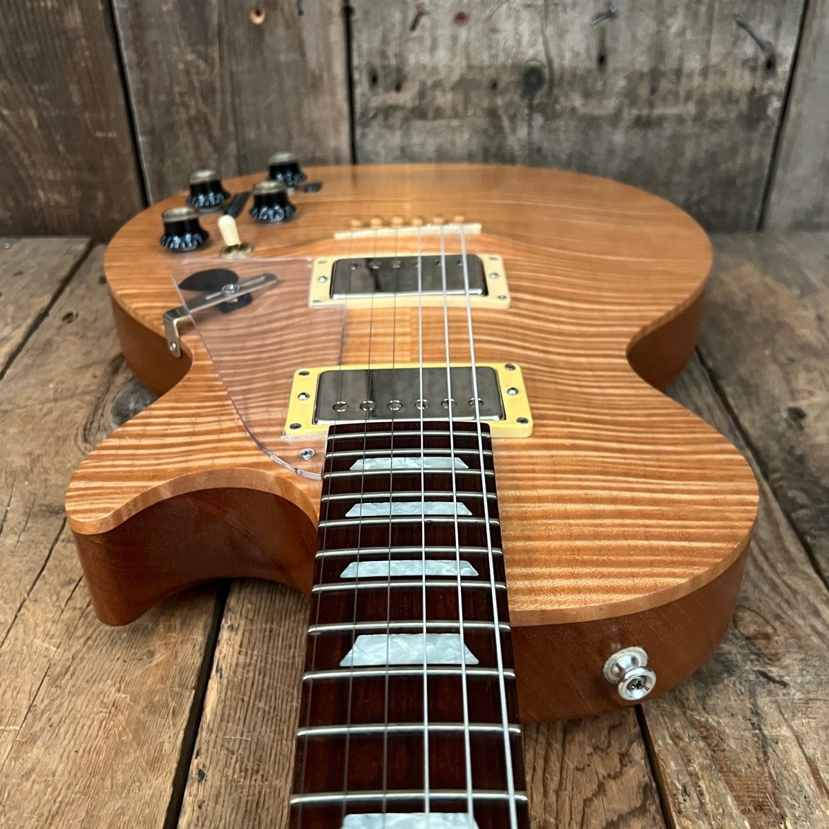 SOLD - Gibson Custom Shop Prototype Roadworn Les Paul Acoustic 2006 Natural Flame - Mahar's Vintage Guitars