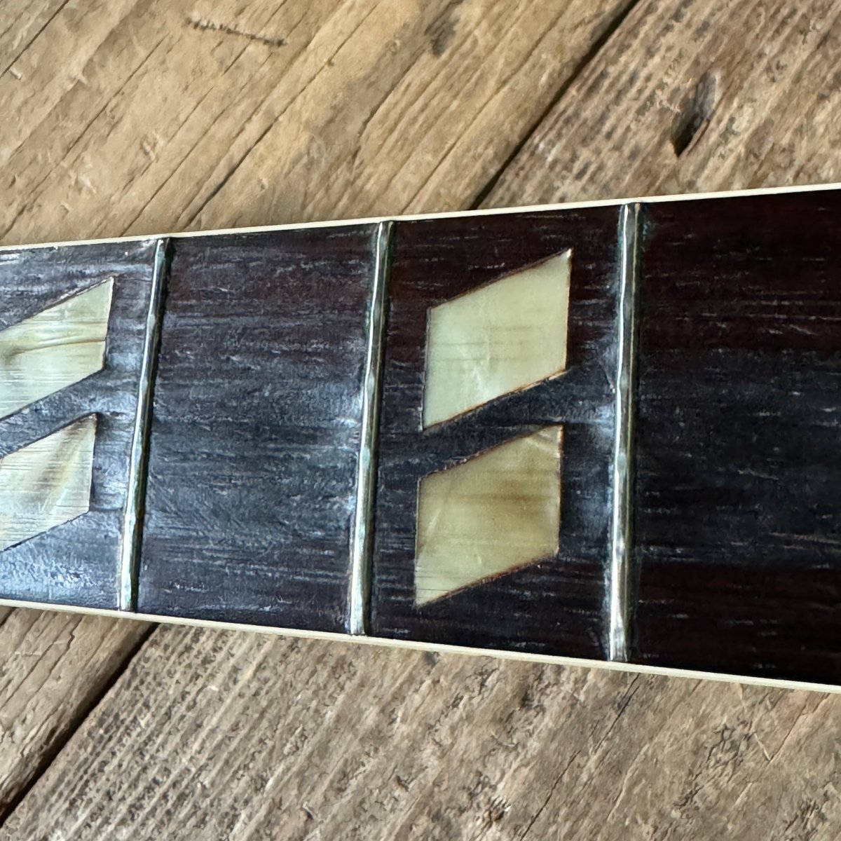 SOLD - Gibson ES - 175 1953 Sunburst - Mahar's Vintage Guitars