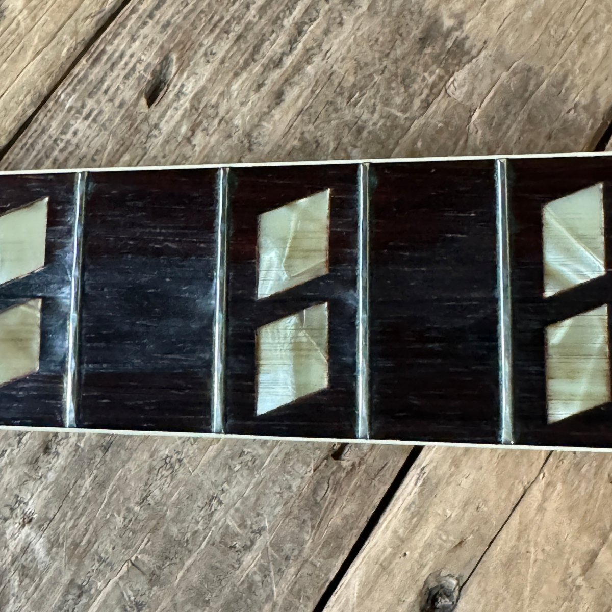 SOLD - Gibson ES - 175 1953 Sunburst - Mahar's Vintage Guitars