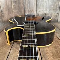 SOLD - Gibson ES - 175 1953 Sunburst - Mahar's Vintage Guitars