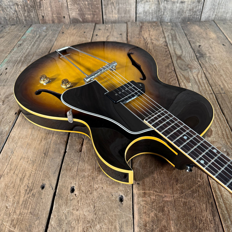 SOLD - Gibson ES - 225T 1956 Sunburst - Mahar's Vintage Guitars