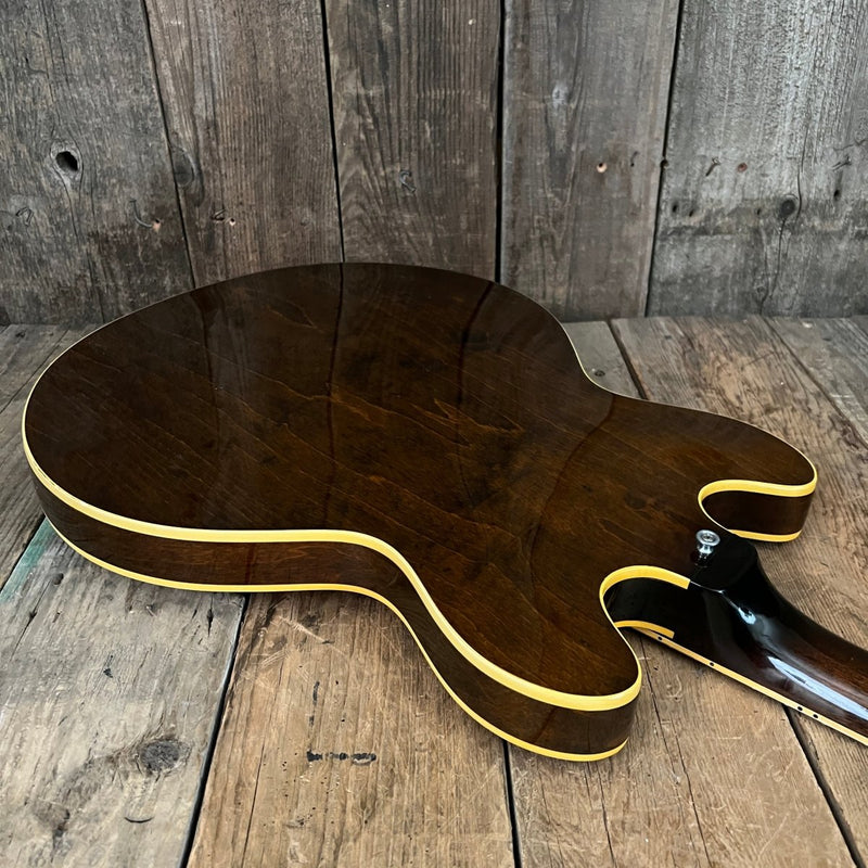 SOLD - Gibson ES - 330TD 1965 Sunburst with Original Hardshell Case - Mahar's Vintage Guitars