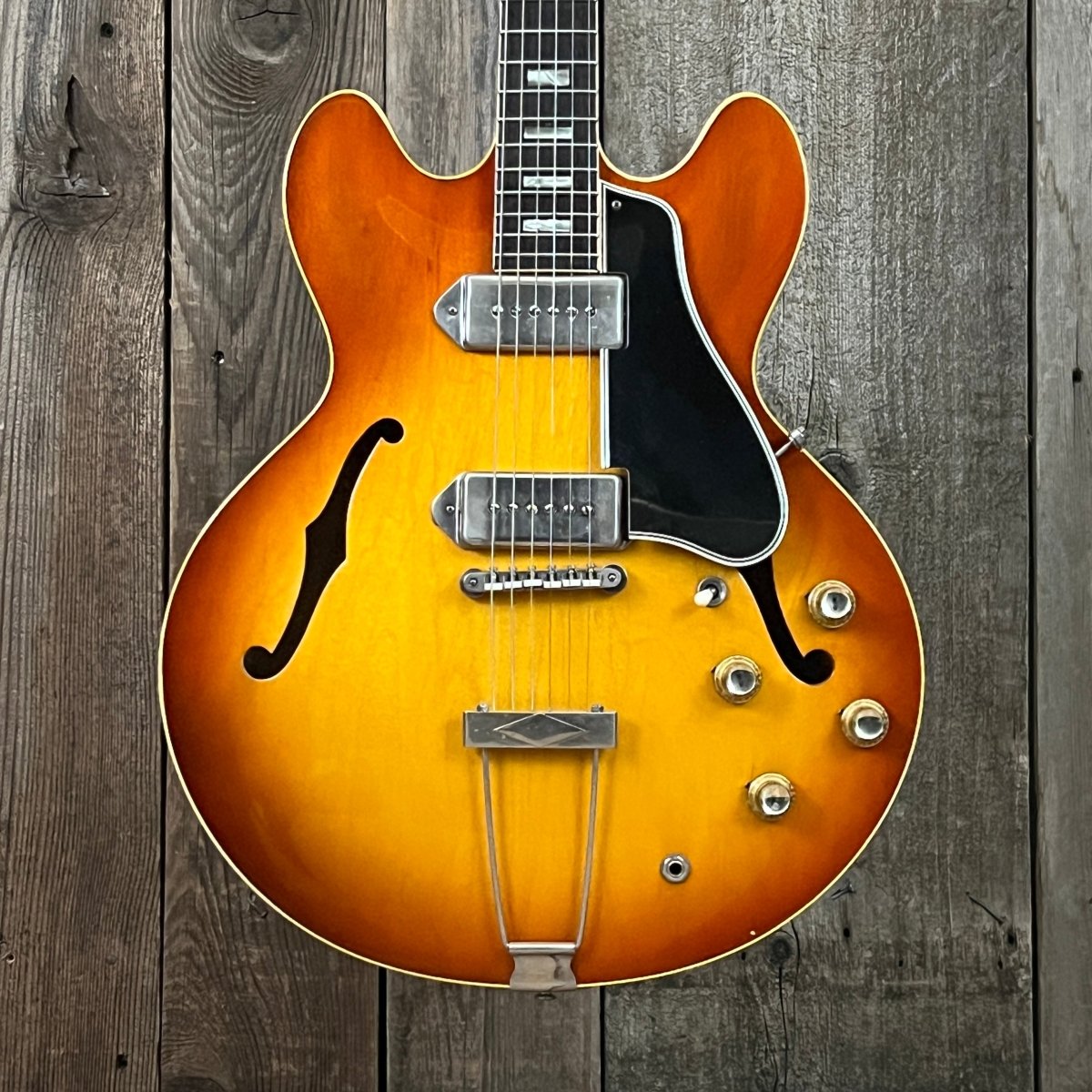 SOLD - Gibson ES - 330TD 1965 Sunburst with Original Hardshell Case - Mahar's Vintage Guitars