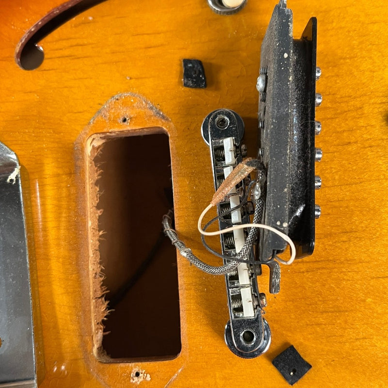 SOLD - Gibson ES - 330TD 1966 Sunburst - Mahar's Vintage Guitars