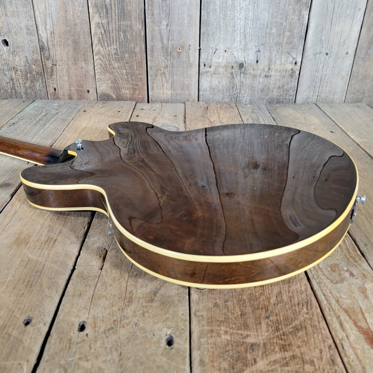 SOLD - Gibson ES - 330TD Sunburst 1966 - Mahar's Vintage Guitars