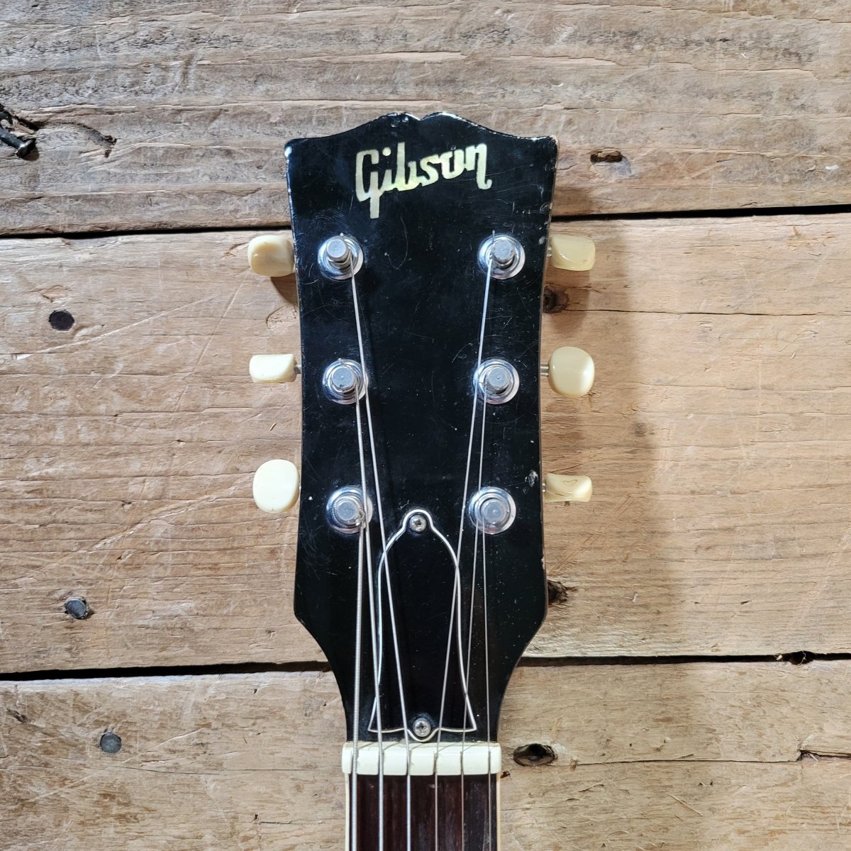SOLD - Gibson ES - 330TD Sunburst 1966 - Mahar's Vintage Guitars