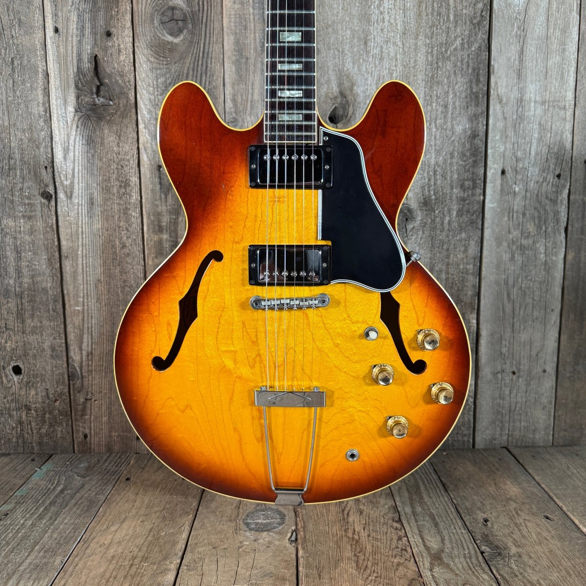 SOLD - Gibson ES-335 TD Iced Tea Sunburst 1965 - Mahar's Vintage Guitars