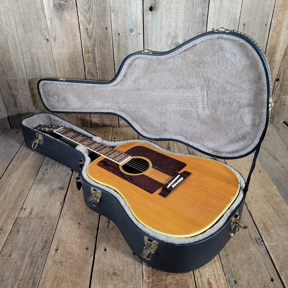 SOLD - Gibson FJN Folk Singer Jumbo 1967 - Mahar's Vintage Guitars
