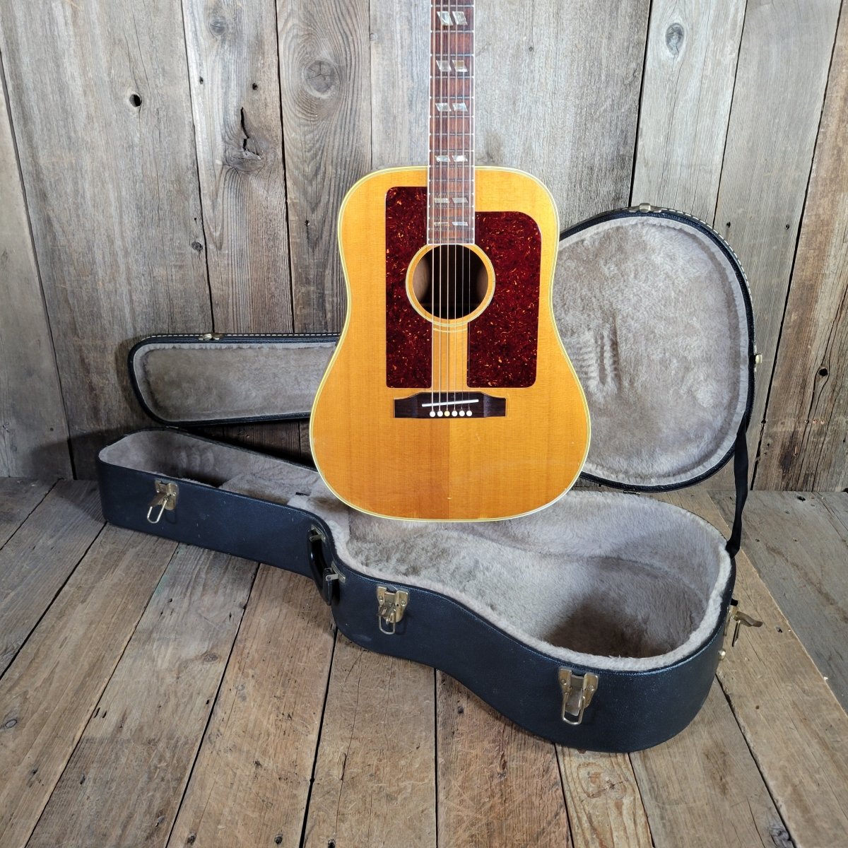 SOLD - Gibson FJN Folk Singer Jumbo 1967 - Mahar's Vintage Guitars