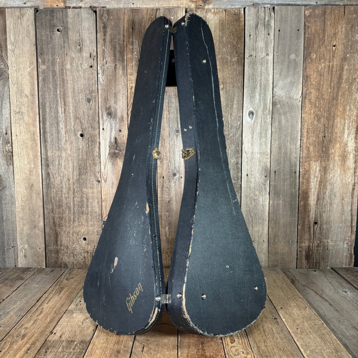 SOLD - Gibson Flying V Pink Burst 1984 Dirty Fingers pickups - Mahar's Vintage Guitars