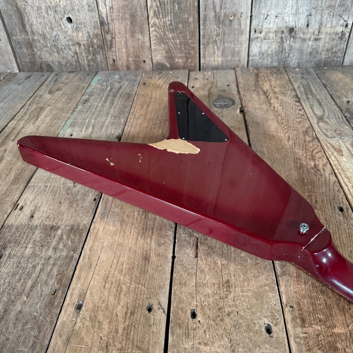 SOLD - Gibson Flying V Pink Burst 1984 Dirty Fingers pickups - Mahar's Vintage Guitars