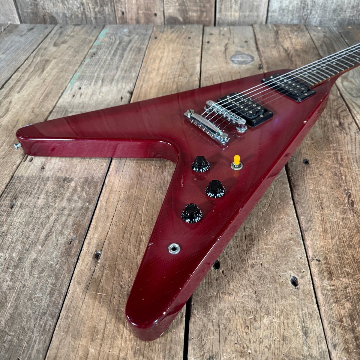 SOLD - Gibson Flying V Pink Burst 1984 Dirty Fingers pickups