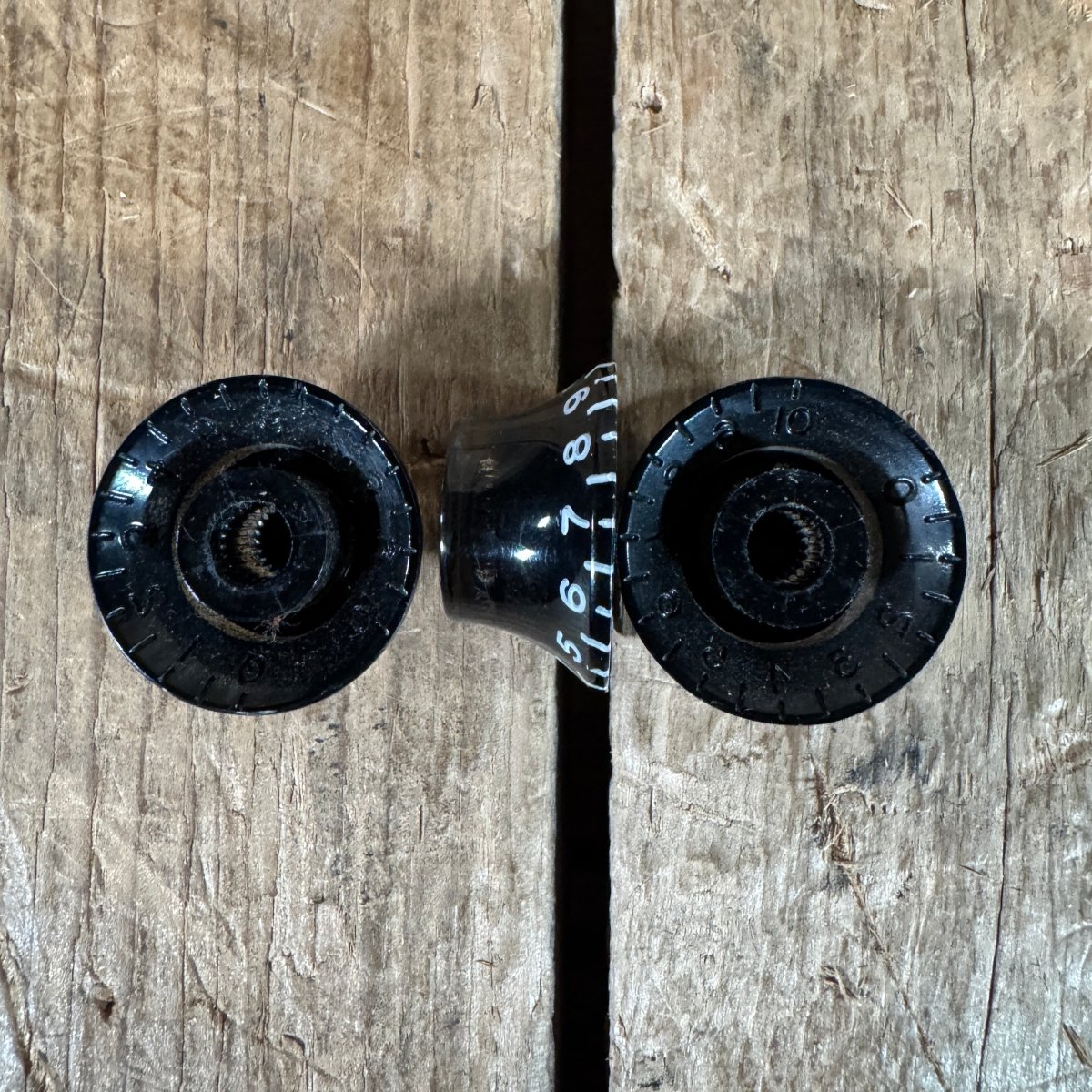 SOLD - Gibson Flying V Pink Burst 1984 Dirty Fingers pickups - Mahar's Vintage Guitars