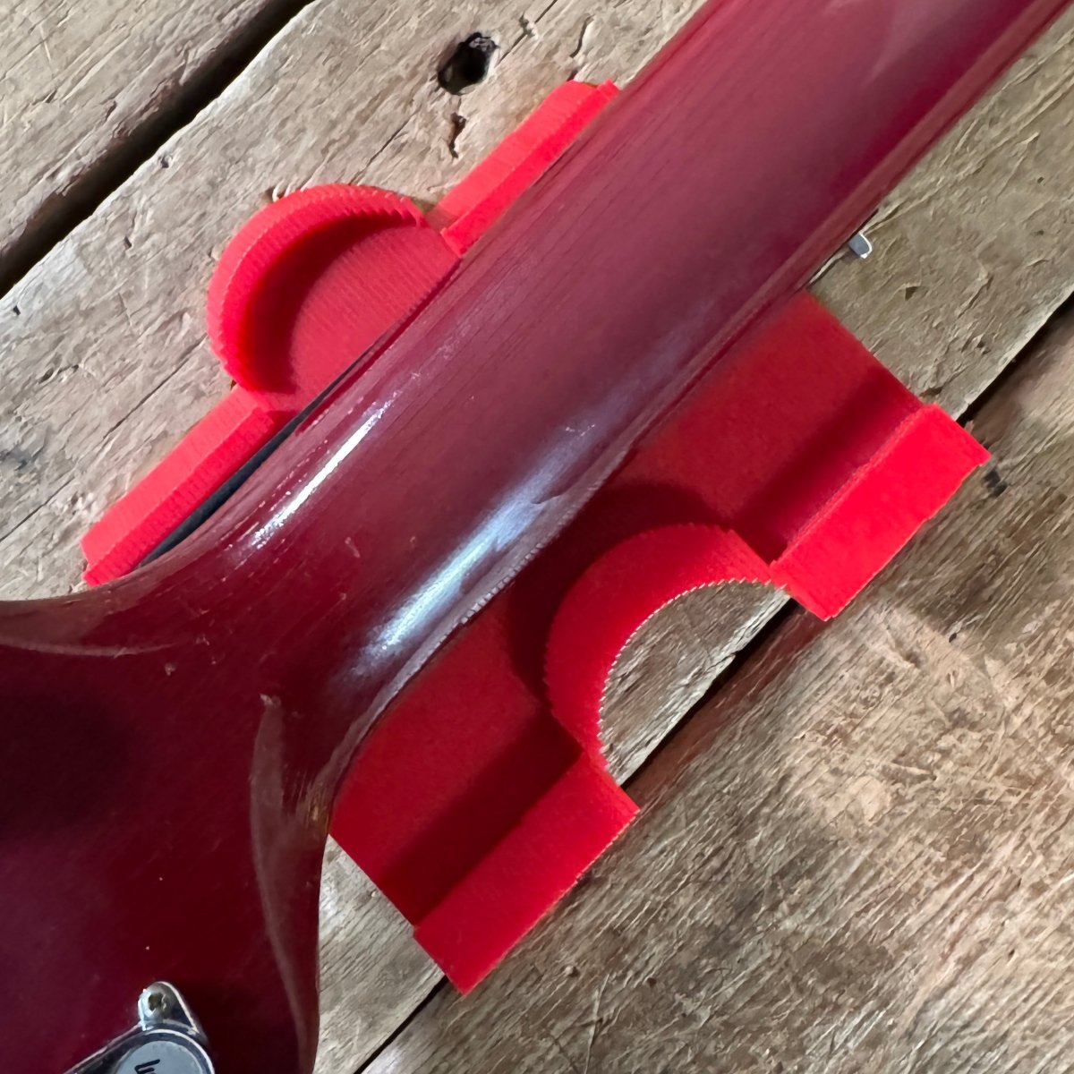 SOLD - Gibson Flying V Pink Burst 1984 Dirty Fingers pickups - Mahar's Vintage Guitars