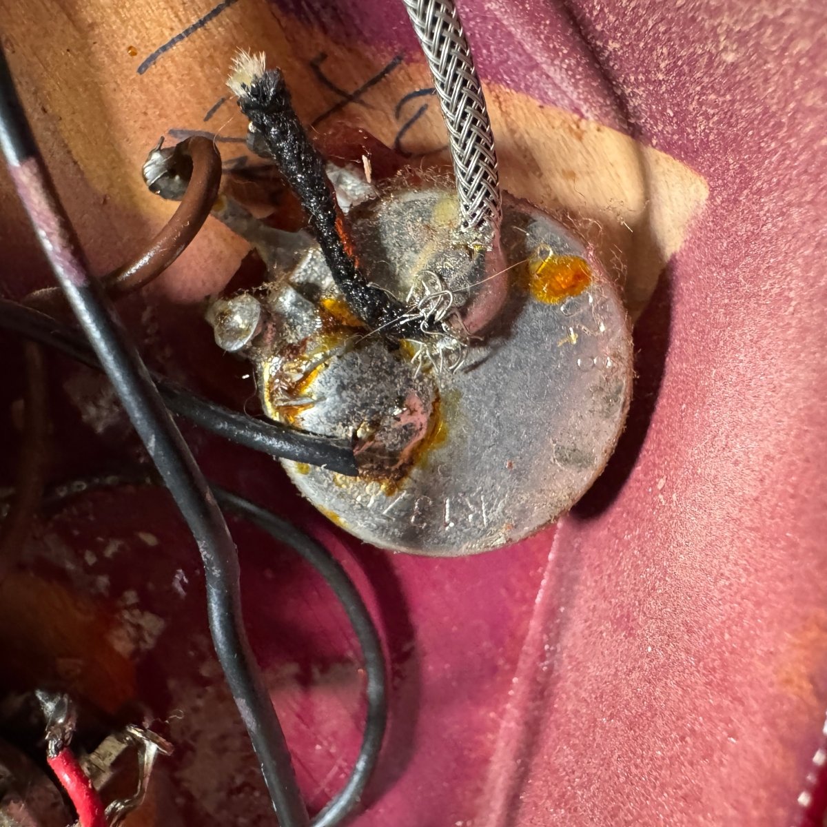 SOLD - Gibson Flying V Pink Burst 1984 Dirty Fingers pickups - Mahar's Vintage Guitars