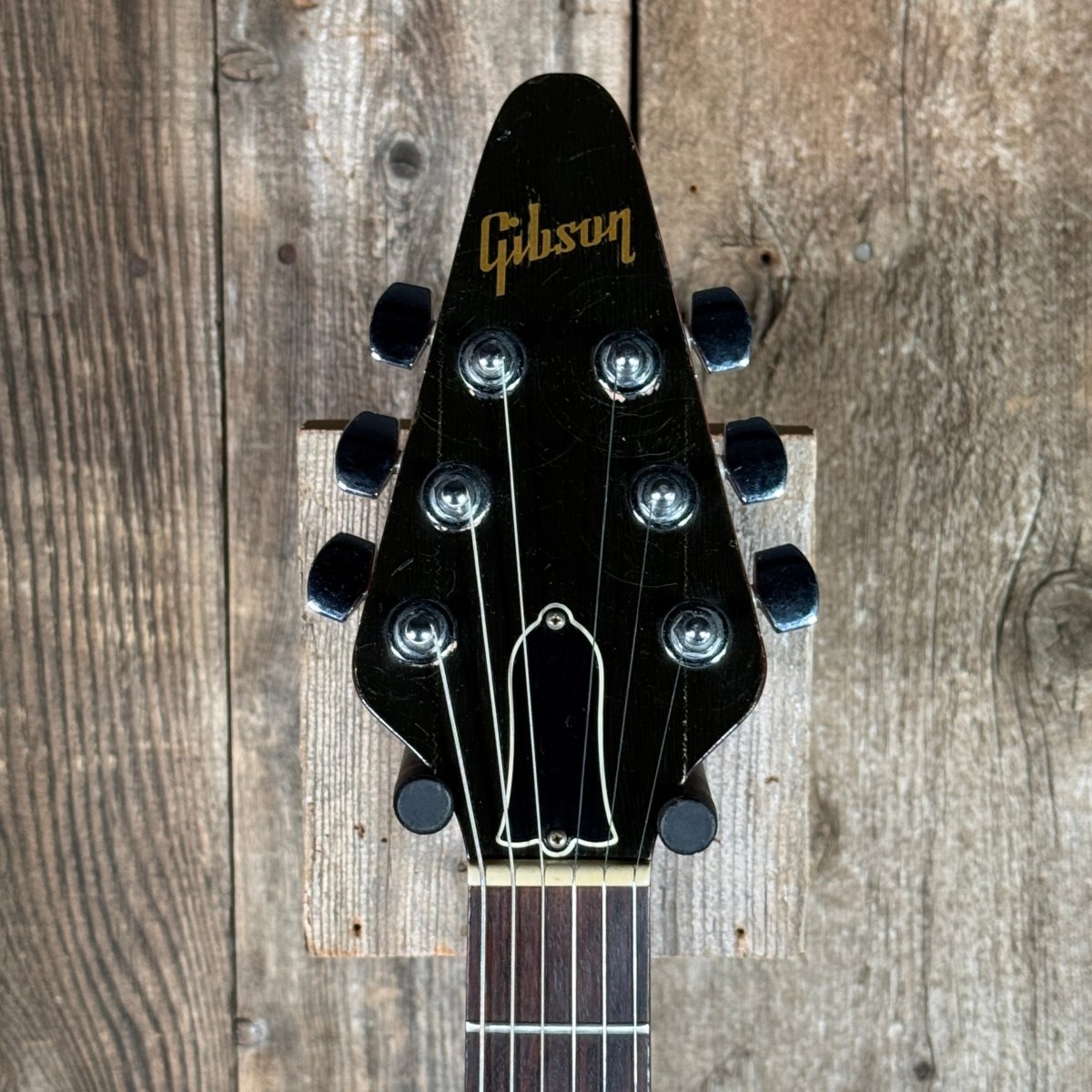 SOLD - Gibson Flying V Pink Burst 1984 Dirty Fingers pickups - Mahar's Vintage Guitars