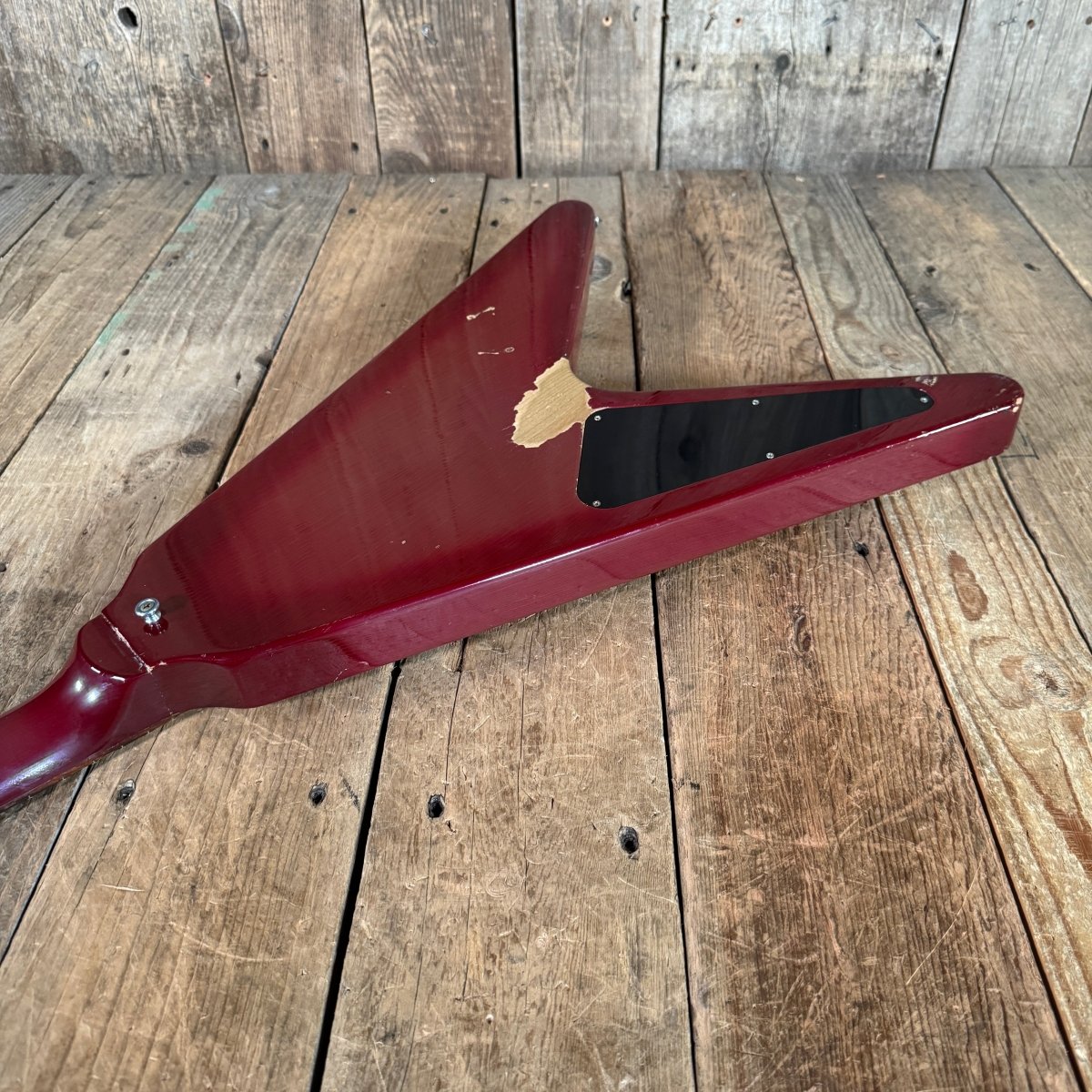 SOLD - Gibson Flying V Pink Burst 1984 Dirty Fingers pickups - Mahar's Vintage Guitars