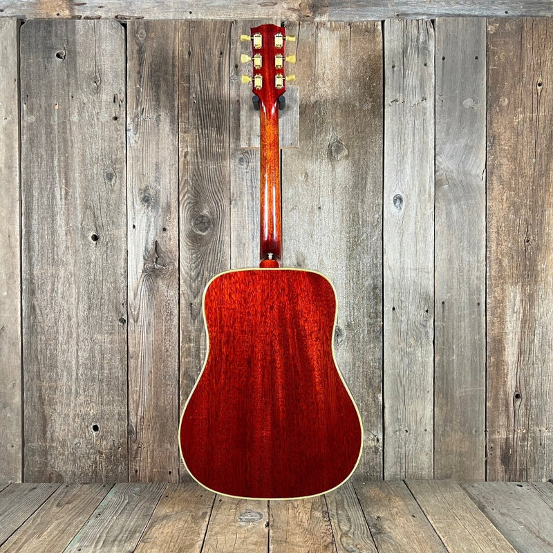 SOLD - Gibson Hummingbird 1964 Cherry Sunburst - Mahar's Vintage Guitars