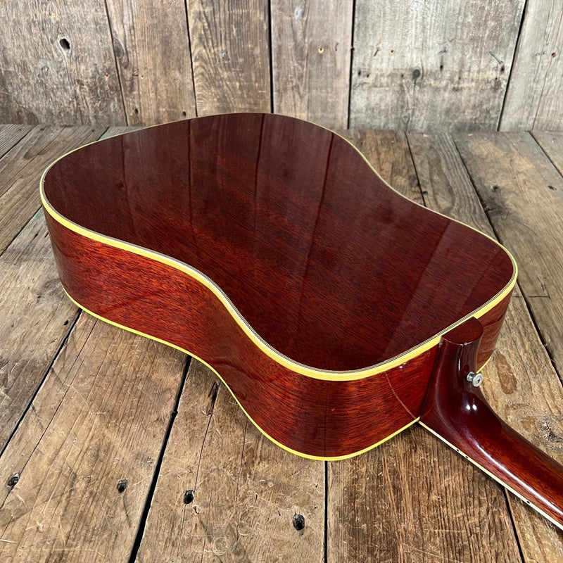 SOLD - Gibson Hummingbird 1964 Cherry Sunburst - Mahar's Vintage Guitars