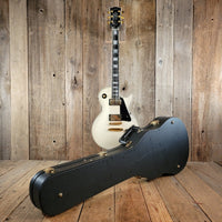 SOLD - Gibson Les Paul Custom Historic Custom Shop Alpine White 2005 - Mahar's Vintage Guitars