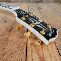 SOLD - Gibson Les Paul Custom Historic Custom Shop Alpine White 2005 - Mahar's Vintage Guitars