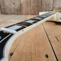 SOLD - Gibson Les Paul Custom Historic Custom Shop Alpine White 2005 - Mahar's Vintage Guitars