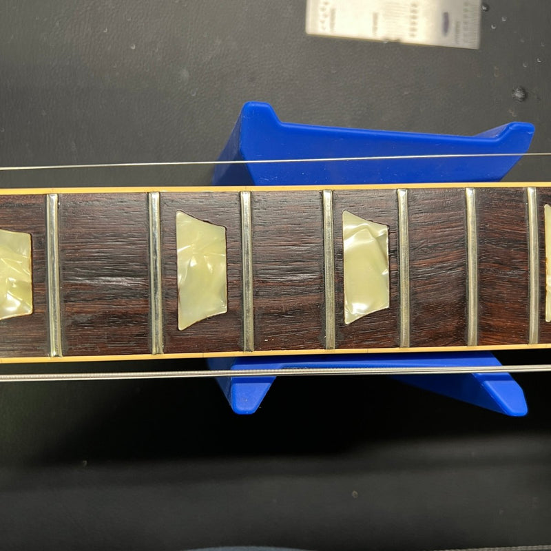 SOLD - Gibson Les Paul Deluxe 1977 Goldtop - Mahar's Vintage Guitars