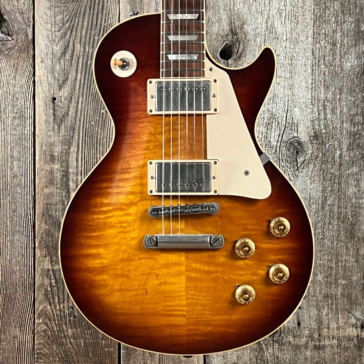 SOLD - Gibson Les Paul R9 Historic 1959 Reissue Near Mint with COA 2005 Faded Tobacco Burst - Mahar's Vintage Guitars