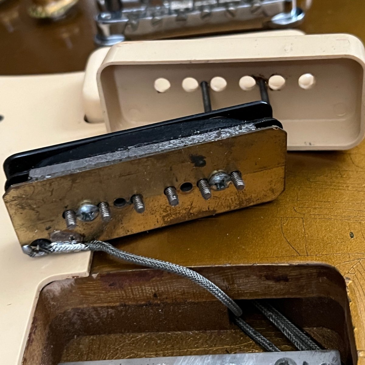 SOLD - Gibson Les Paul Standard P - 90 Gold Top 1969 1970 - Mahar's Vintage Guitars