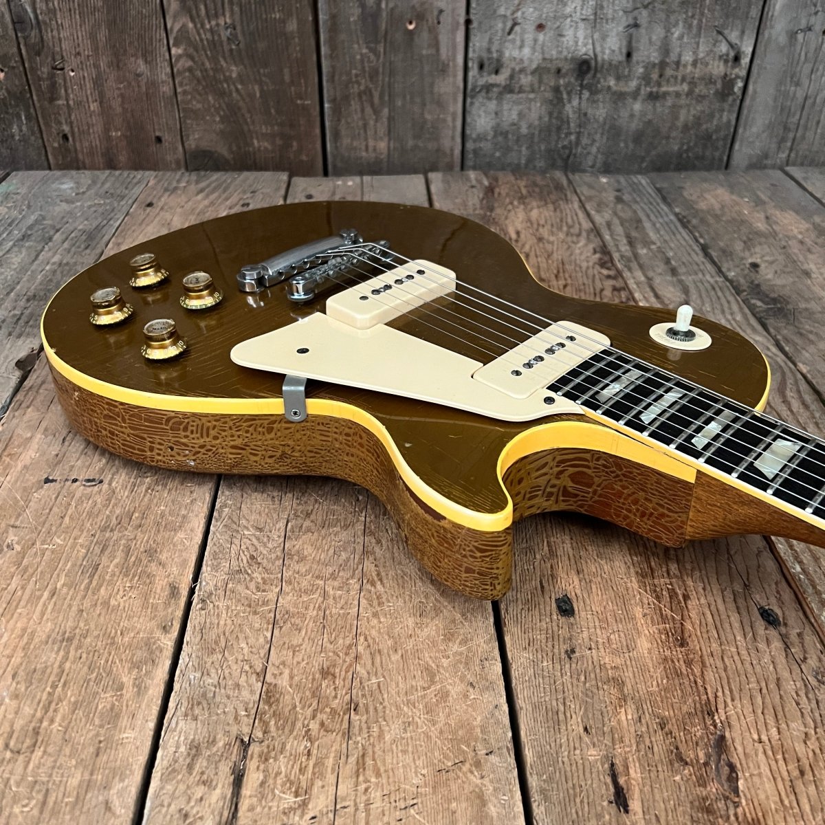 SOLD - Gibson Les Paul Standard P - 90 Gold Top 1969 1970 - Mahar's Vintage Guitars