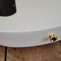 Sold - Gibson Les Paul Studio Alpine White - 2010 - Mahar's Vintage Guitars